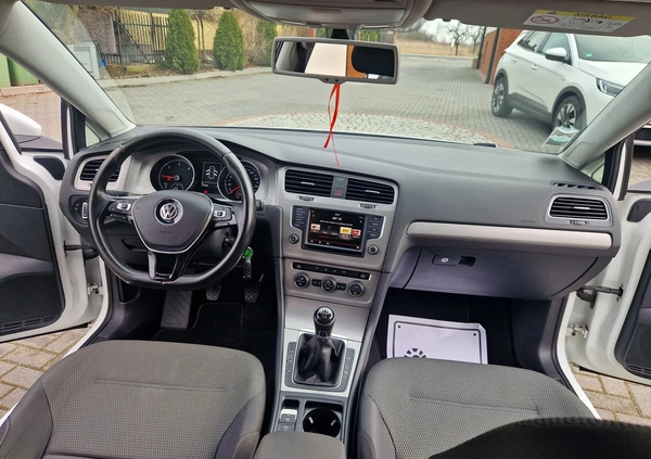 Volkswagen Golf cena 38500 przebieg: 126000, rok produkcji 2015 z Sompolno małe 631